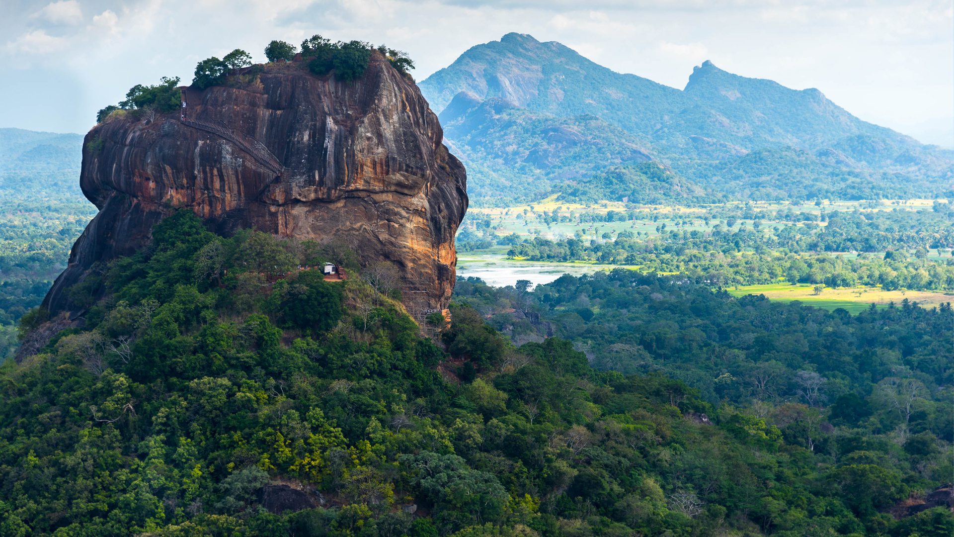 sigiriya-cultural-triangle-sri-lanka